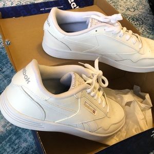 Men's white reebok 13 NWT